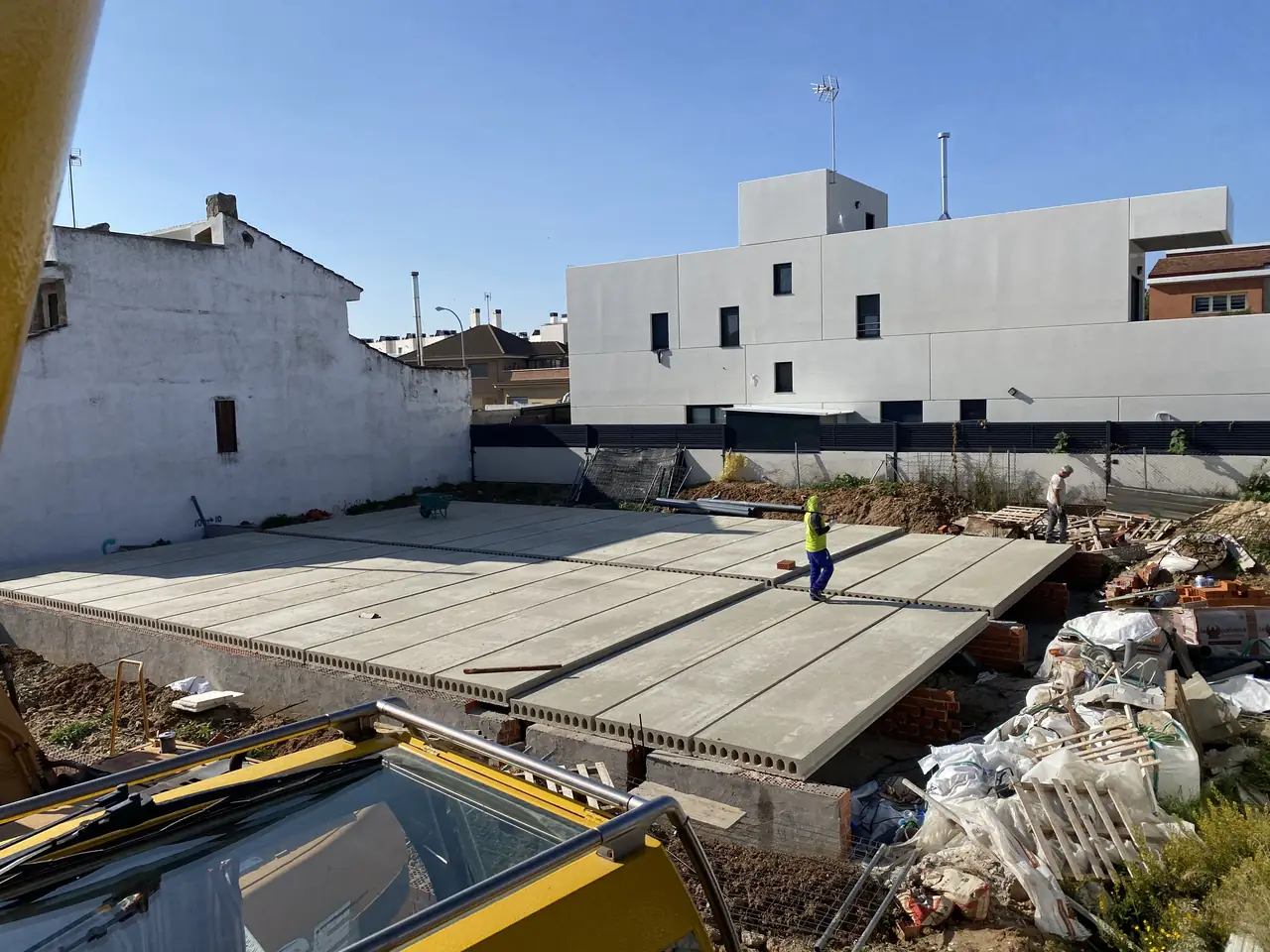 Otra vista del forjado entre las edificaciones vecinas